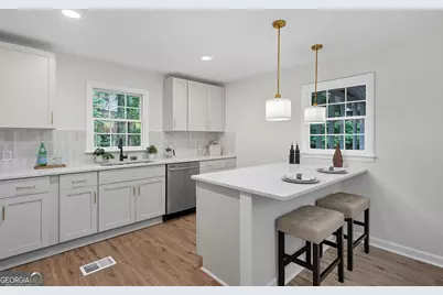 345 Henson Circle, Carrollton, GA 30117 - Photo 7