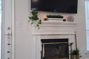 915 Charleston Ct, Gainesville, GA 30501 - Photo 7