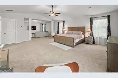 1025 Lakehaven Lane, Loganville, GA 30052 - Photo 11