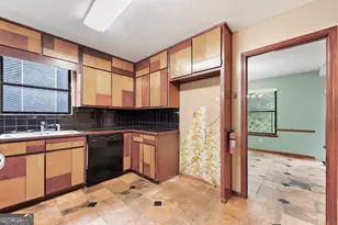 3244 Harbor Woods Rd, Decatur, GA 30034 - Photo 13