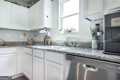 329 Shady Lane, Macon, GA 31206 - Photo 11