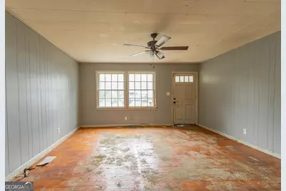 2165 Griffin Road, Macon, GA 31216 - Photo 9