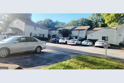 1014 Country Court #1014, Lawrenceville, GA 30044 - Photo 3