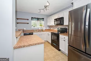 161 Brasch Park Dr, Grantville, GA 30220 - Photo 9