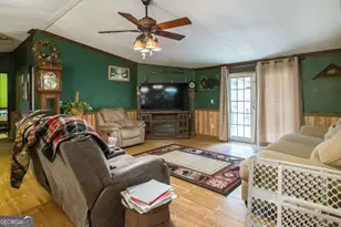 4535 Oak View Cir, Waycross, GA 31503 - Photo 11