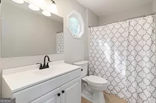 8515 Lake Dr, Snellville, GA 30039 - Photo 33