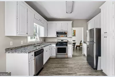 1469 Glynn View Court, Hampton, GA 30228 - Photo 7