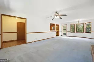 2105 Tropicana Dr, Suwanee, GA 30024 - Photo 3