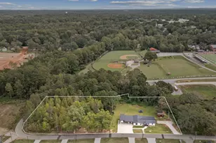 254 Eason St, Bowdon, GA 30108 - Photo 3