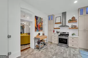 216 W Gaston St, Savannah, GA 31401 - Photo 21