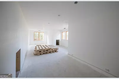 500 Emily Reed Lane, Atlanta, GA 30342 - Photo 13