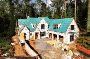 500 Emily Reed Ln, Atlanta, GA 30342 - Photo 3