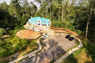 500 Emily Reed Ln, Atlanta, GA 30342 - Photo 5