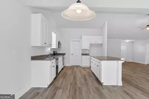 110 Chad Walk, Statham, GA 30666 - Photo 15