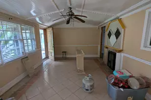 1017 E Roosevelt Ave, Albany, GA 31705 - Photo 3