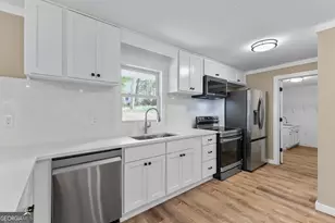 237 Academy St, Pendergrass, GA 30567 - Photo 13