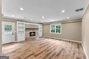 237 Academy St, Pendergrass, GA 30567 - Photo 5