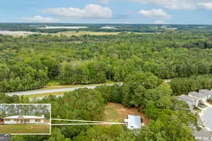 237 Academy St, Pendergrass, GA 30567 - Photo 7