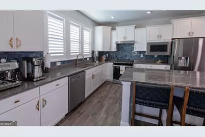 5687 Villa Crest Drive, Hoschton, GA 30548 - Photo 11