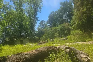 180 Wallace Dr SW, Atlanta, GA 30354 - Photo 1