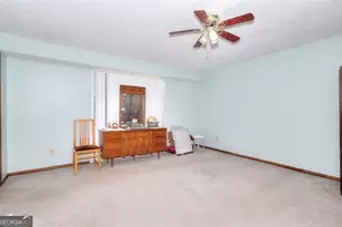 4596 Mossy Ln, Lilburn, GA 30047 - Photo 9