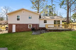 4975 Manor Dr, Stone Mountain, GA 30087 - Photo 15