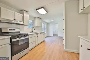 10 Fischer Way, Sharpsburg, GA 30277 - Photo 13