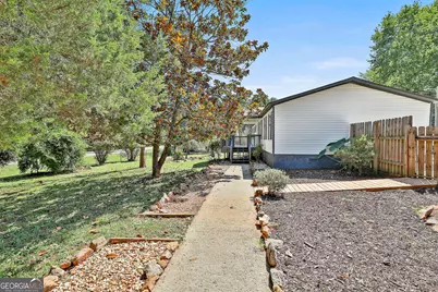 10 Fischer Way, Sharpsburg, GA 30277 - Photo 5