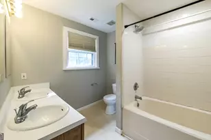 201 Stewart St, Carrollton, GA 30117 - Photo 29