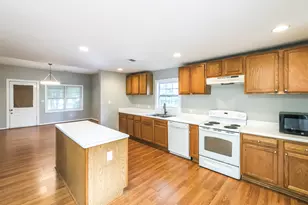 201 Stewart St, Carrollton, GA 30117 - Photo 13