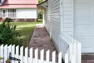 302 Jefferson St, Springfield, GA 31329 - Photo 3