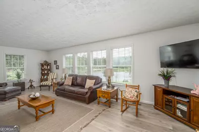 1180 Green Briar Drive, Madison, GA 30650 - Photo 9