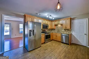 2802 Stonewater Dr, Albany, GA 31721 - Photo 5