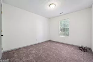 728 Stonebridge Crescent, Lithonia, GA 30058 - Photo 11