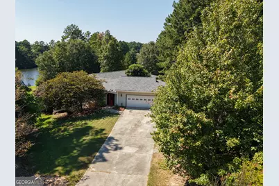 135 Knights Court, Fayetteville, GA 30215 - Photo 3