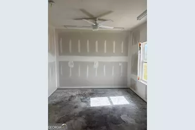 1904 Highway 341 S, Barnesville, GA 30204 - Photo 25