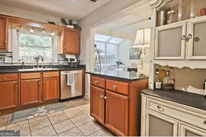 65 Mount Vernon Circle, Sandy Springs, GA 30338 - Photo 19