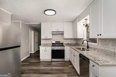 3745 Londonderry Court, Stonecrest, GA 30038 - Photo 7