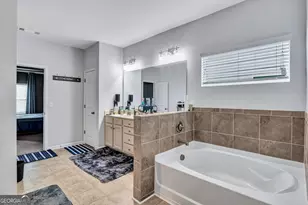 210 Fanleaf Dr, Fairburn, GA 30213 - Photo 23