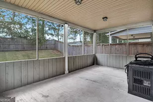 210 Fanleaf Dr, Fairburn, GA 30213 - Photo 25