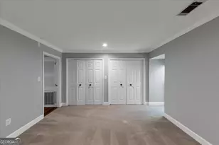 24315 Plantation Dr NE, Atlanta, GA 30324 - Photo 23