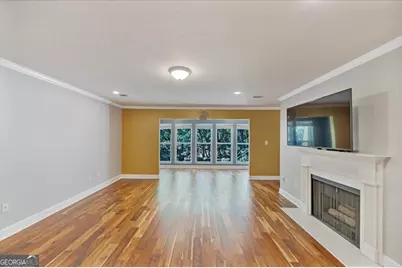 24315 Plantation Drive NE, Atlanta, GA 30324 - Photo 7