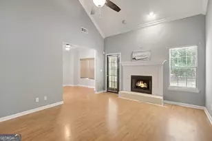 70 N Strathmore Dr, Sharpsburg, GA 30277 - Photo 13