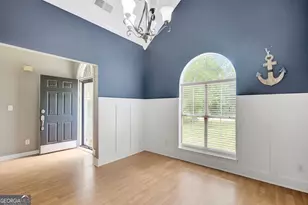 70 N Strathmore Dr, Sharpsburg, GA 30277 - Photo 7