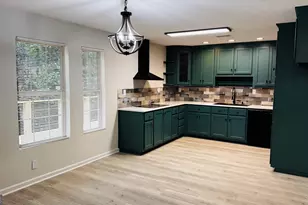 77 Lakeview Ct, Jefferson, GA 30549 - Photo 7