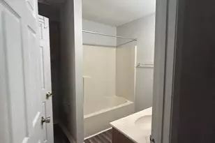 214 Baltic Ct, Saint Marys, GA 31558 - Photo 11