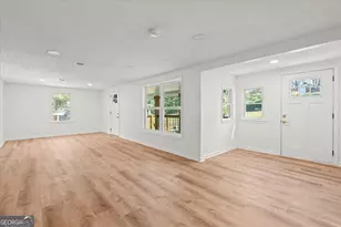 816 Stewart St, Carrollton, GA 30117 - Photo 11