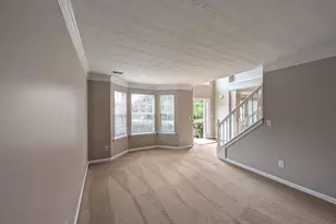 823 Haydens Ridge, Ellenwood, GA 30294 - Photo 5