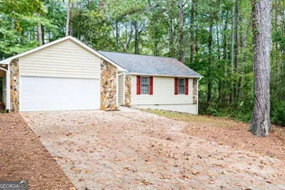 1904 Cades Cove, Jonesboro, GA 30236 - Photo 1