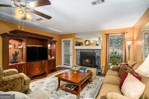 7583 Sunstone Dr, Jonesboro, GA 30236 - Photo 9